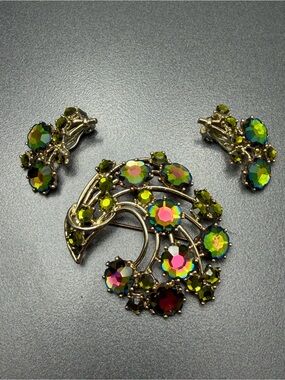 Vintage Weiss Watermelon Rivoli Brooch and Earrings